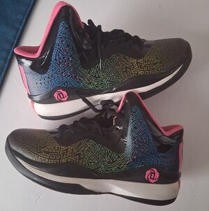 adidas Men's Basketball Sneakers  Multicolor Men's Size 5.5 Clu 600001 Pre-owned